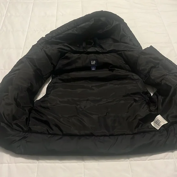 Gap cropped puff vest - Picture 6 of 10